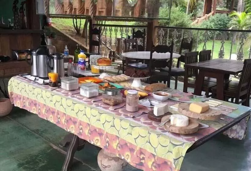 簡易ホテル Pousada Canto Da Lua   Macacos 01