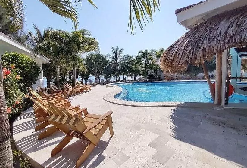 Hotelli Ceiba Beach Resort