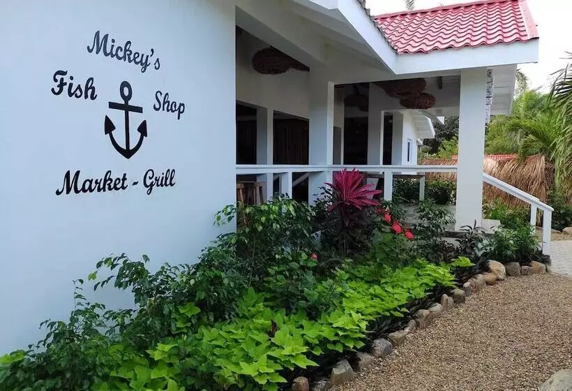 Hotelli Ceiba Beach Resort