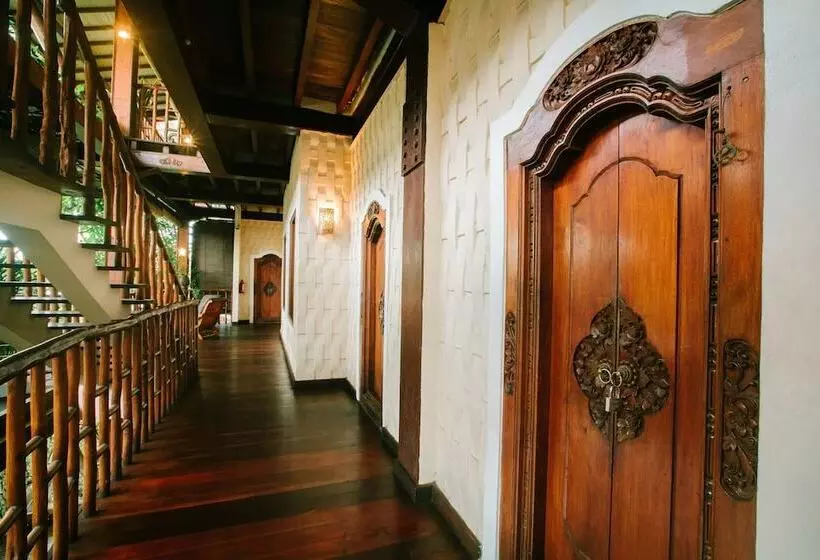 ホテル Dwaraloka Retreat Ubud