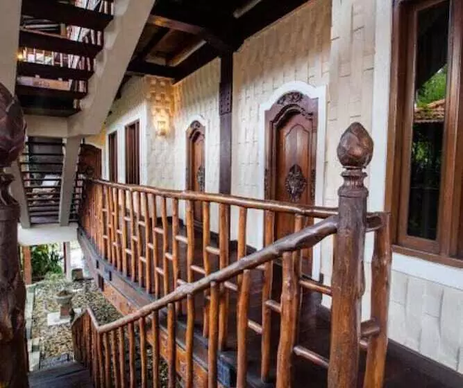 ホテル Dwaraloka Retreat Ubud