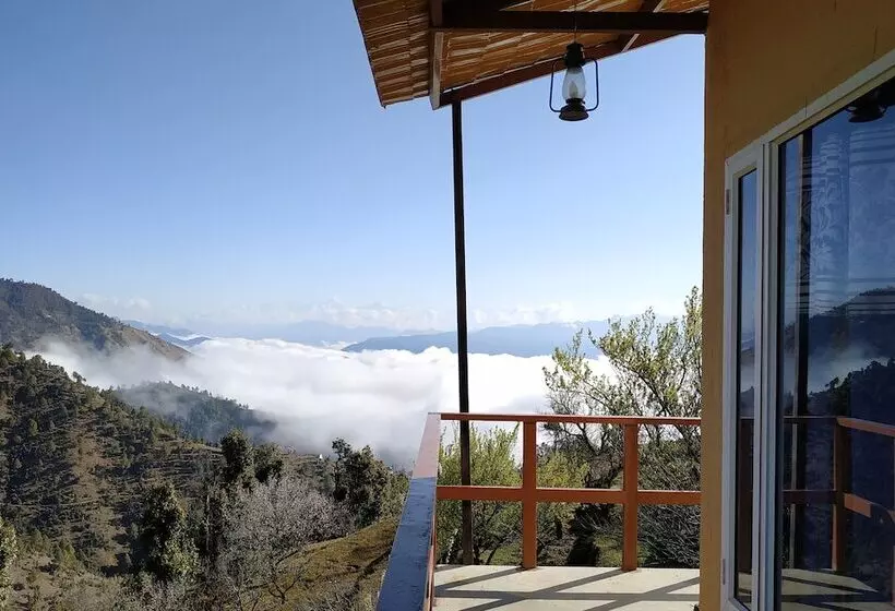 Hotelli In Apple Estate Kanatal