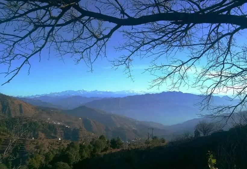 Hotelli In Apple Estate Kanatal