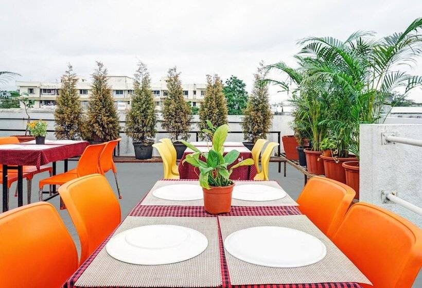 فندق Treebo Classic Grande, Camp