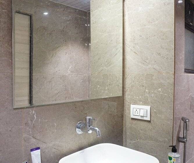 فندق Treebo Classic Grande, Camp