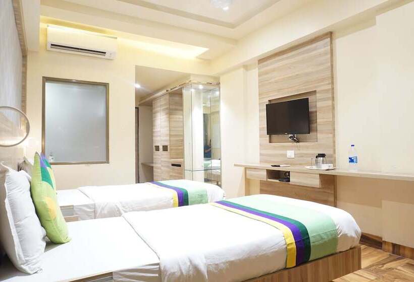 فندق Treebo Classic Grande, Camp