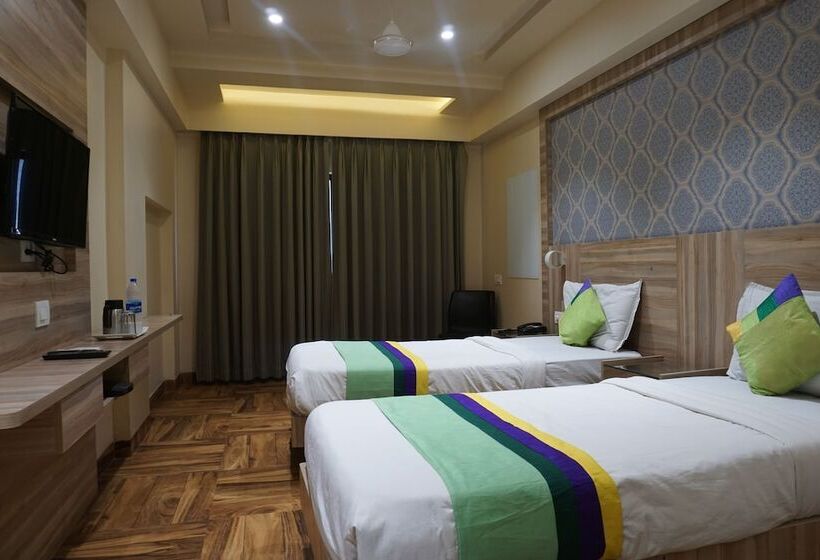 فندق Treebo Classic Grande, Camp