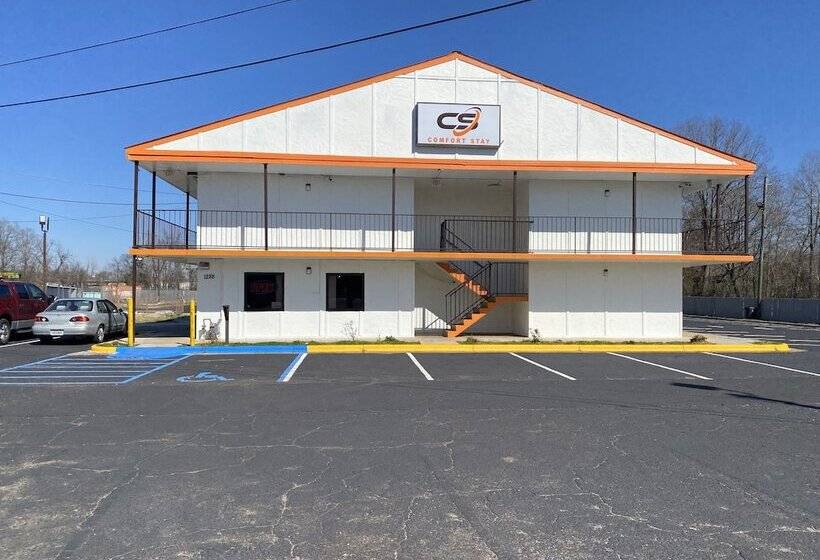 فندق على الطريق Luxury Inn