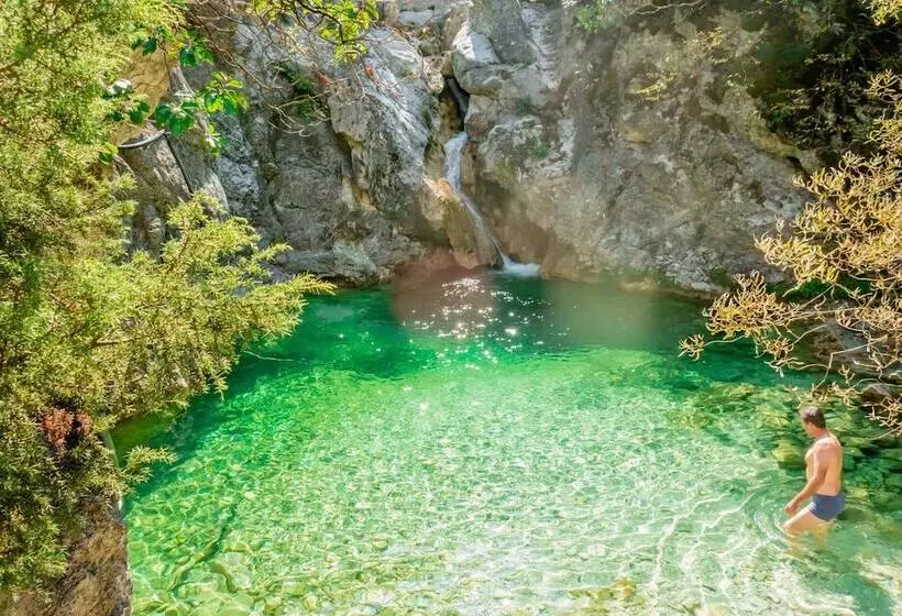 ホテル El Greco Beach