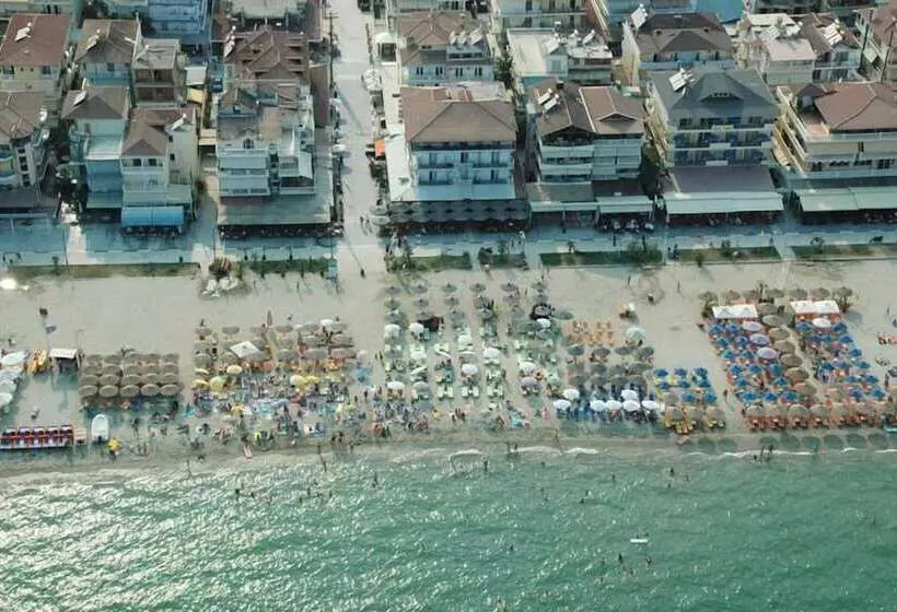 ホテル El Greco Beach