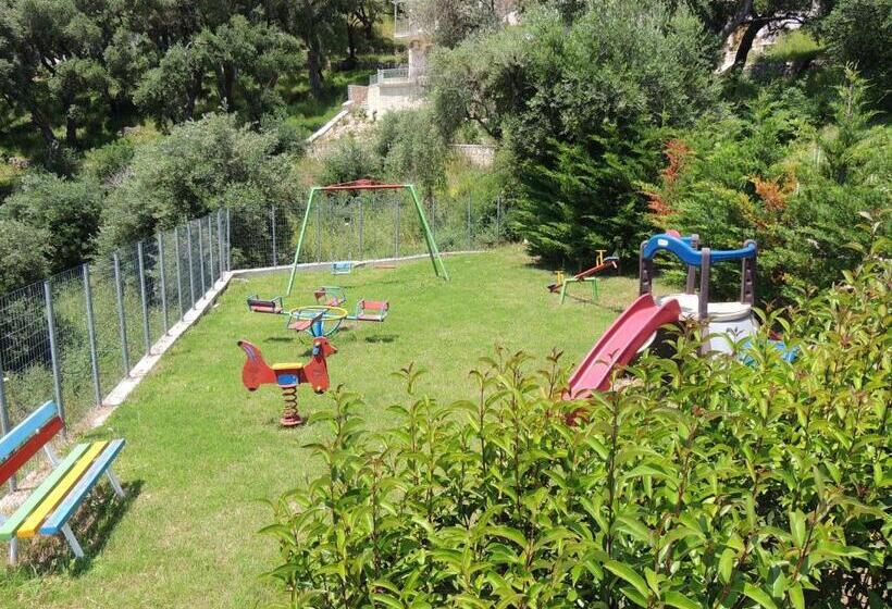 בית מלון כפרי Alea Resort