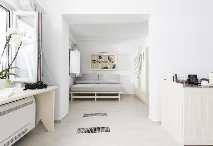 Hotel Ambition Suites