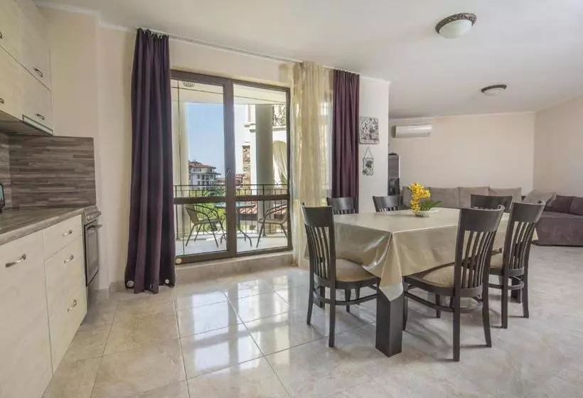 هتل Apartments In Esteban Complex