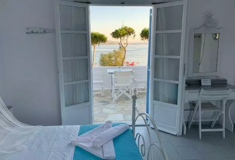 هتل Arokaria Beach Studios