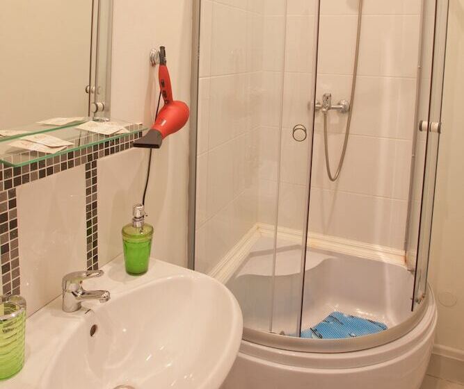 בית מלון כפרי Bridge Inn