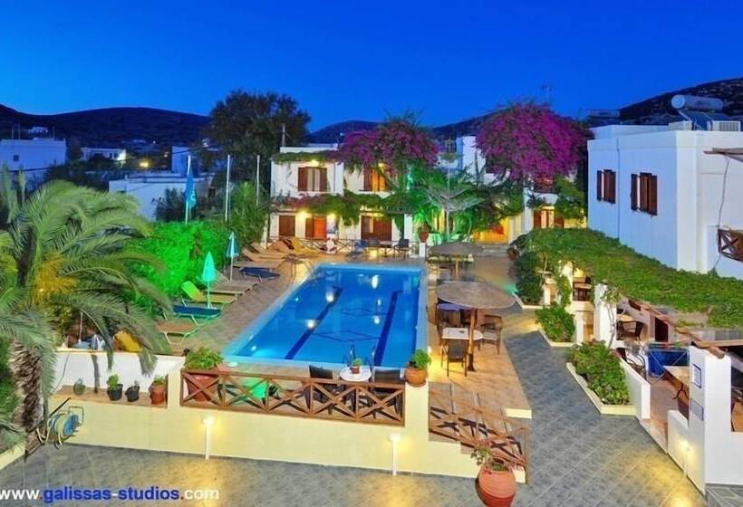 هتل Galissas Studios