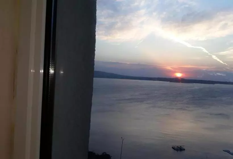Hotelli Orion Guest House