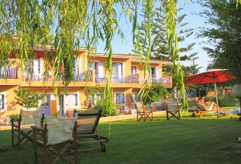 בית מלון כפרי Simatos Apartments & Studios