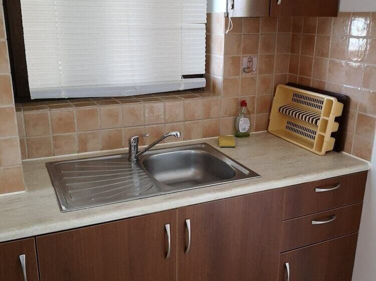 فندق Villa Tsapakis