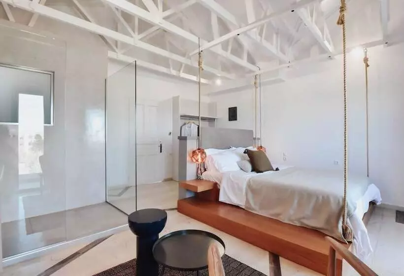 Ikaros Suites