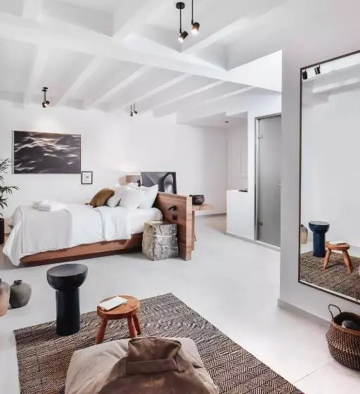 Ikaros Suites