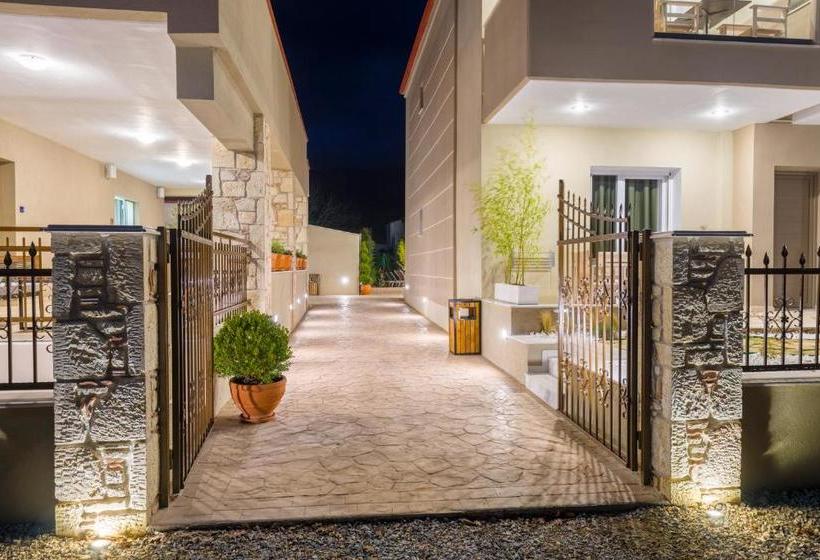 Lagaria  And Apartments