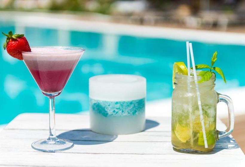 Lagaria  And Apartments