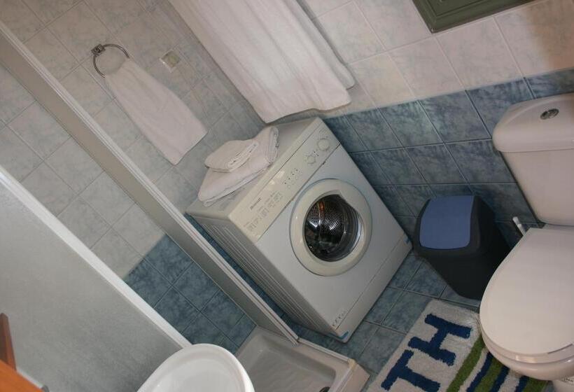 Lagoon View Apartments   Adults Only