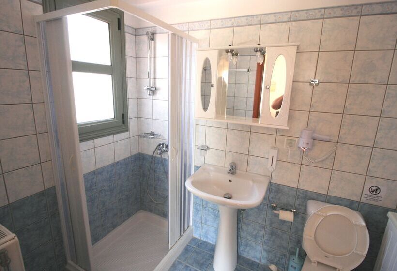 Lagoon View Apartments   Adults Only