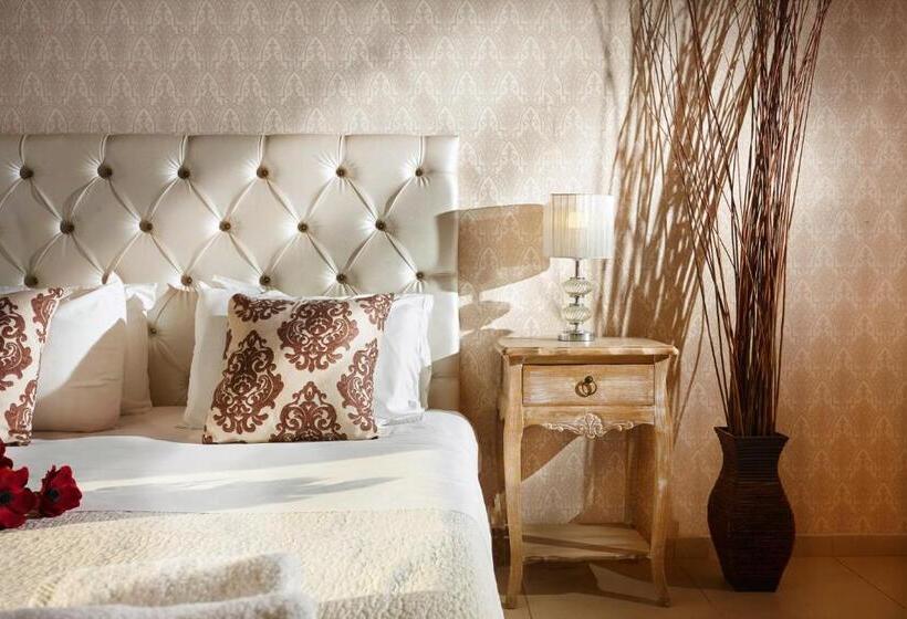 פנסיון Archontiko Old Town Suites