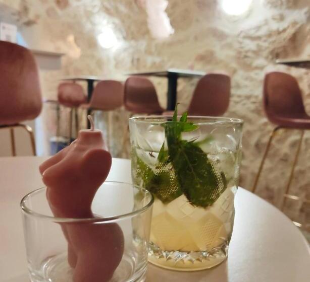 פנסיון Archontiko Old Town Suites