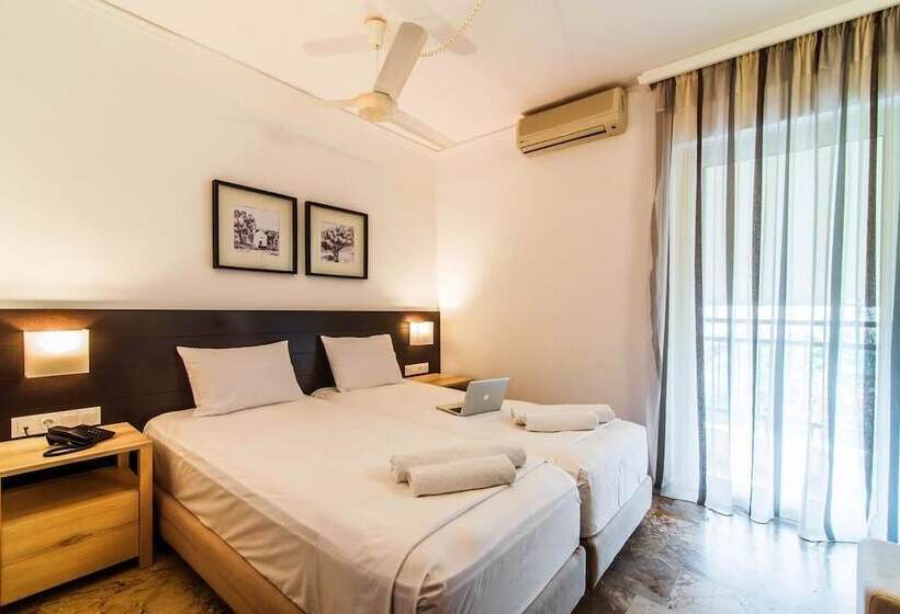 Polydoros Hotel Apartments