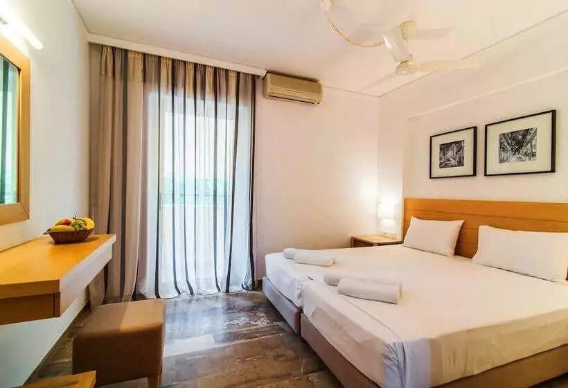 Polydoros Hotel Apartments