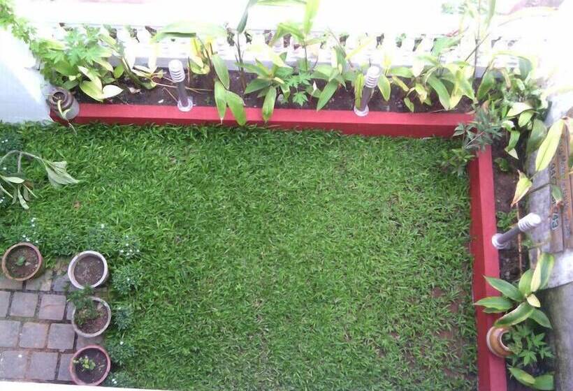 مبيت وإفطار Nathan S Holiday Home