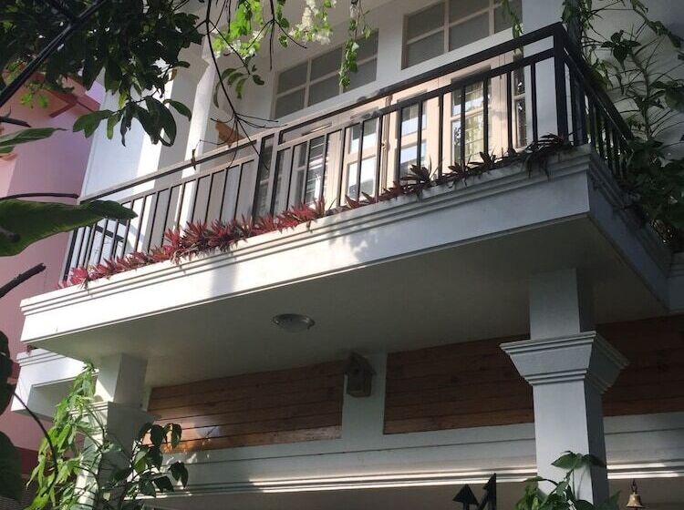 مبيت وإفطار Nathan S Holiday Home