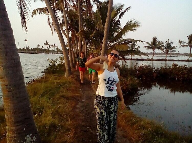 مبيت وإفطار Nathan S Holiday Home