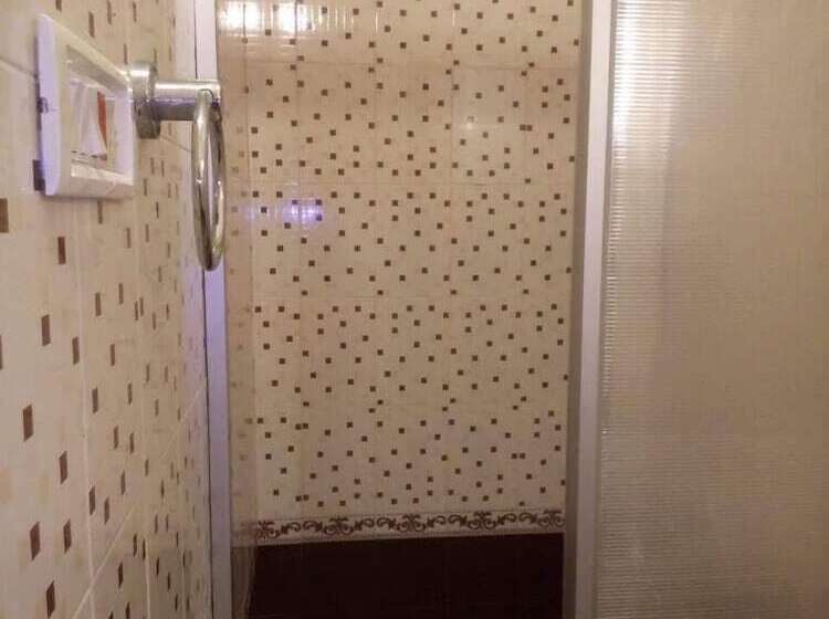 مبيت وإفطار Nathan S Holiday Home