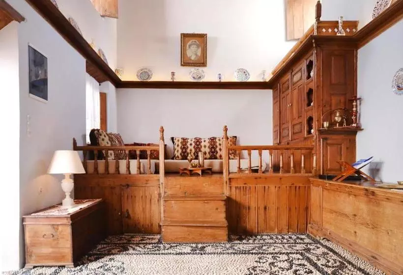 هتل Casa Lindos