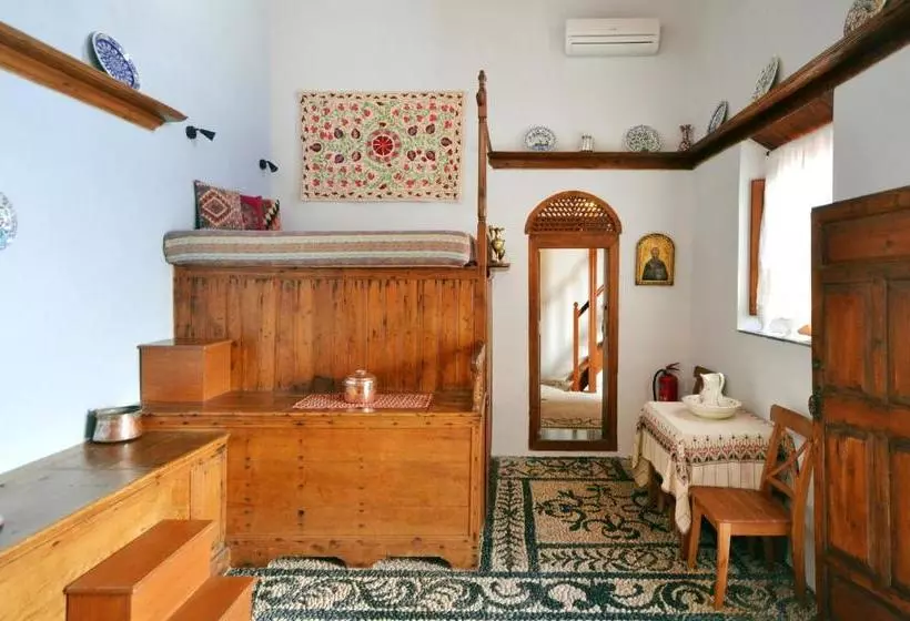 هتل Casa Lindos