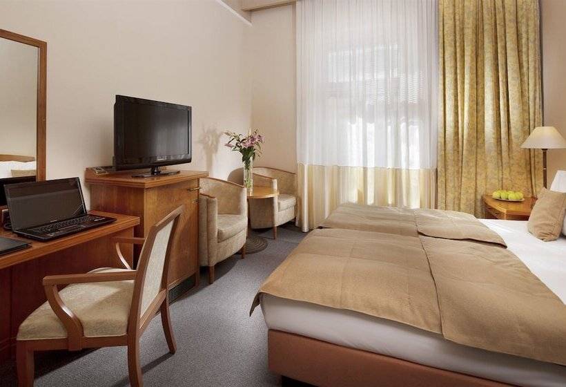 فندق Dr. Adler Spa & Kur