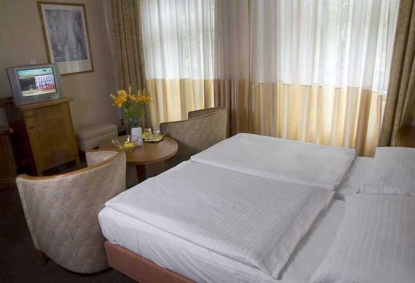 فندق Dr. Adler Spa & Kur