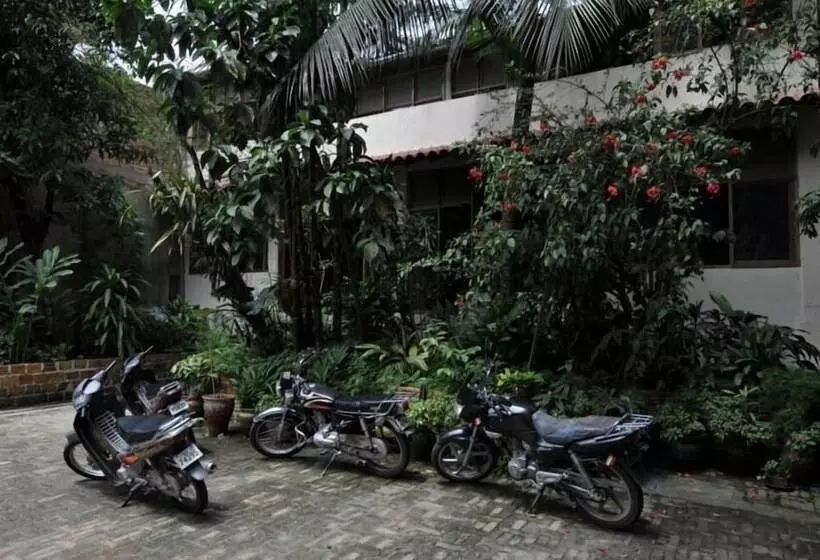 هتل La Casa Fitzcarraldo