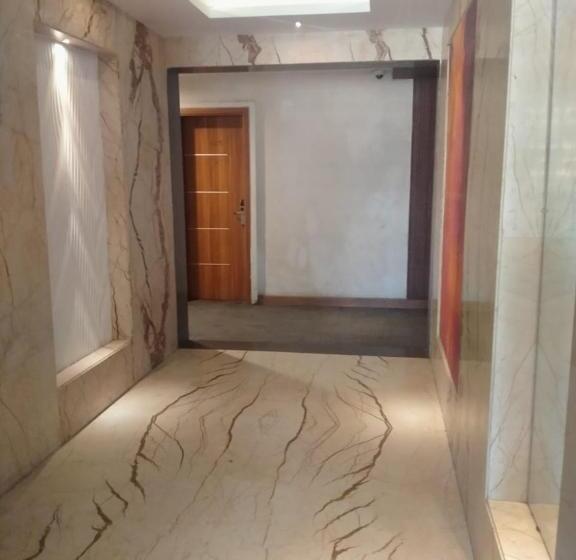 Hotell Le Roi Jammu Near Jammu Railway Station