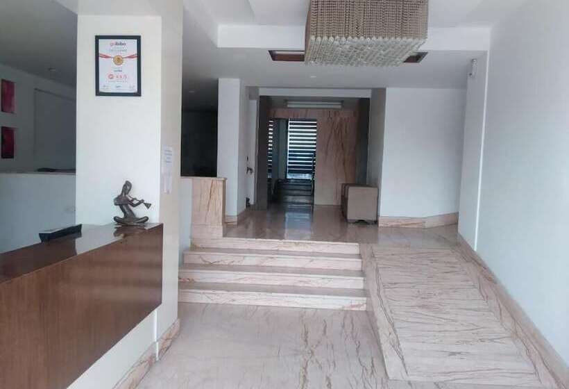 Hotell Le Roi Jammu Near Jammu Railway Station