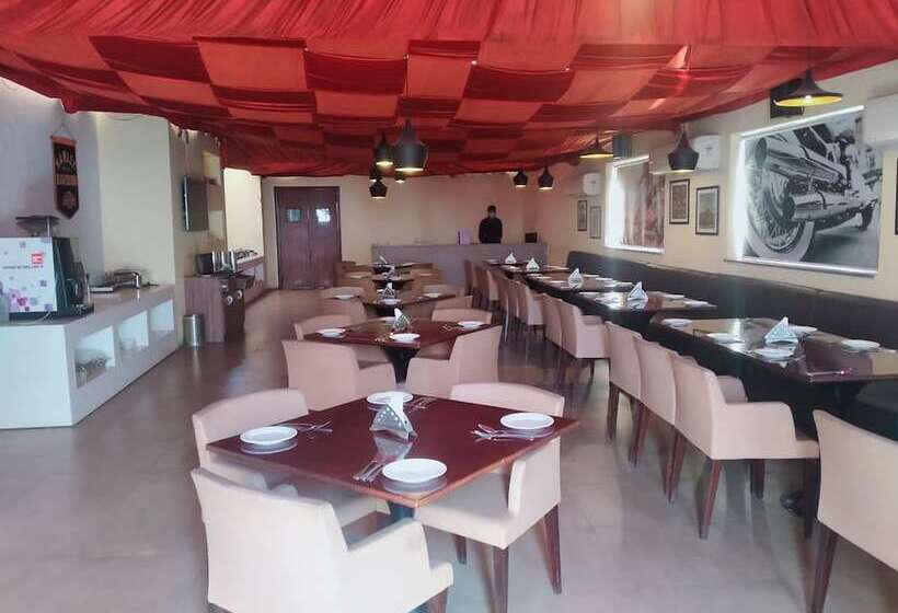 Hotell Le Roi Jammu Near Jammu Railway Station