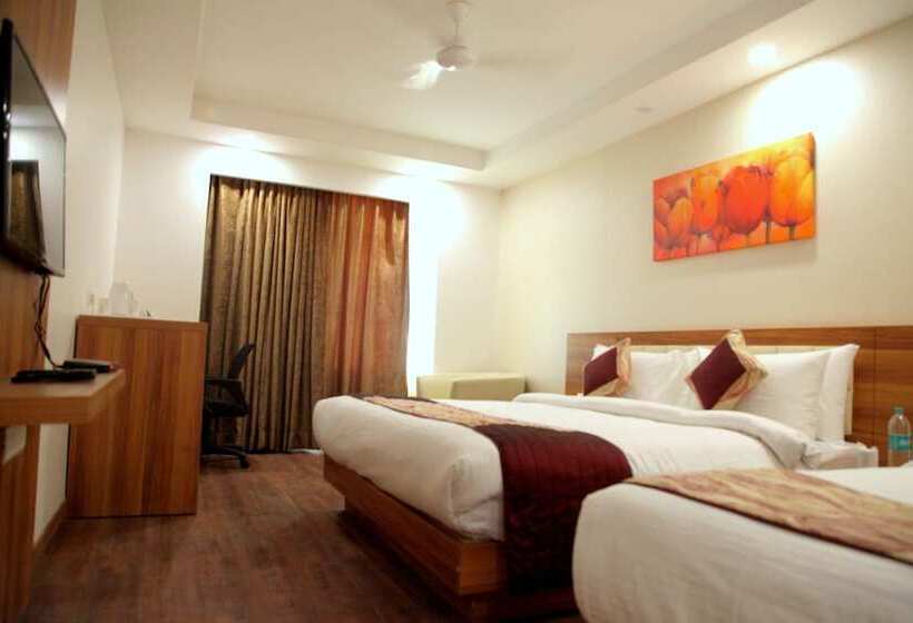 Hotell Le Roi Jammu Near Jammu Railway Station