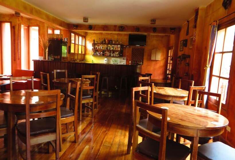 ホテル Pakaritampu