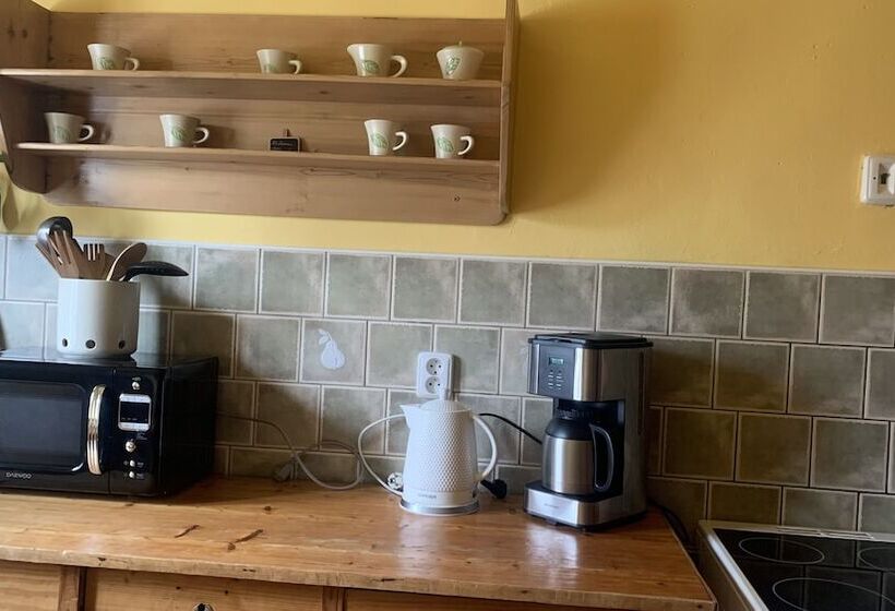 ホテル Pension Laura