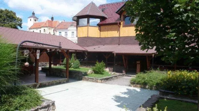 Hotelli Penzion U Holuba