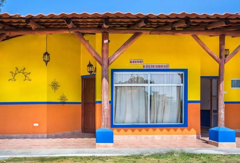 هتل Rancho León
